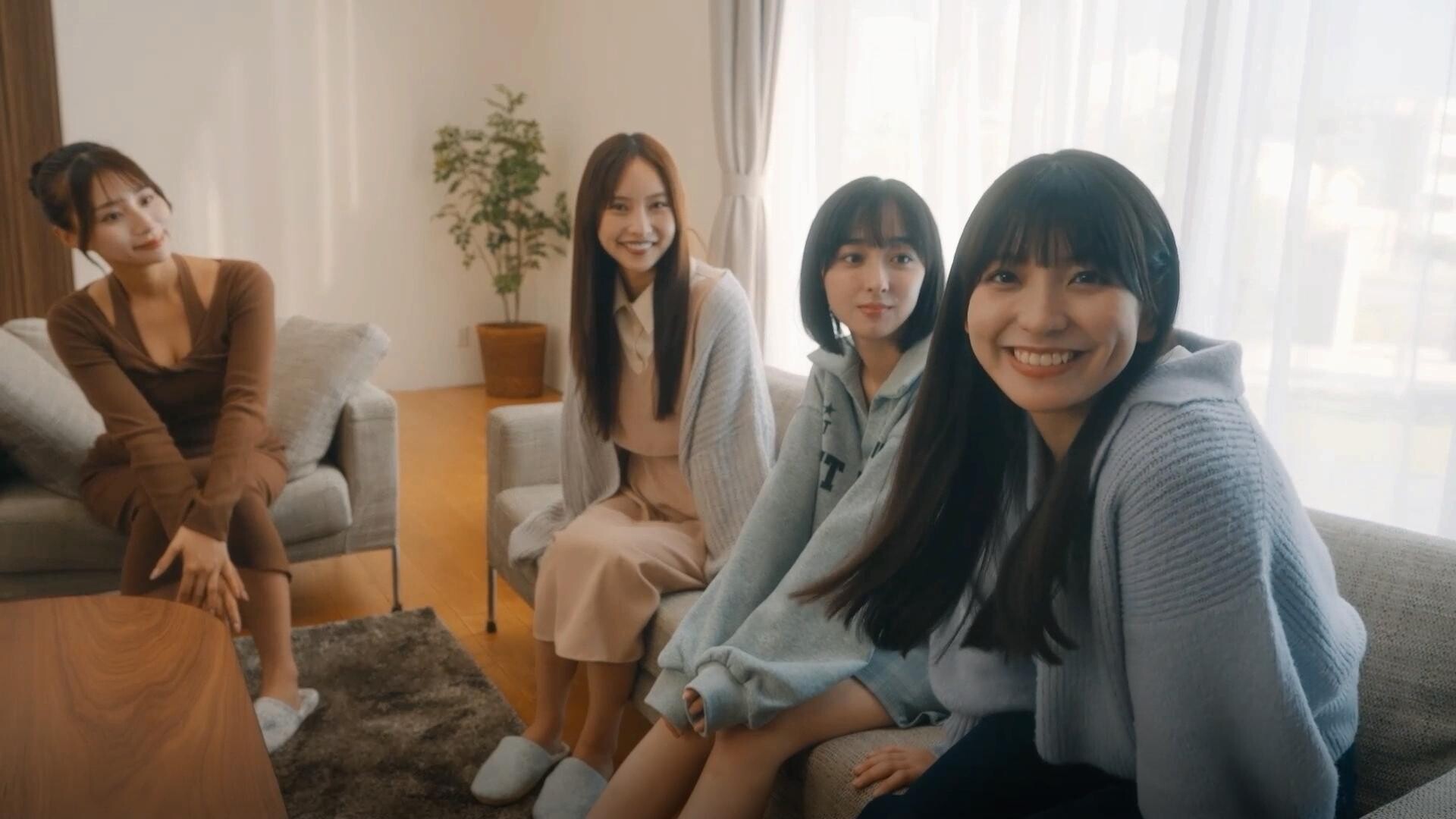 《嘟嘟嘟~恋爱信号响不停，美女室友们教我如何-星空网络